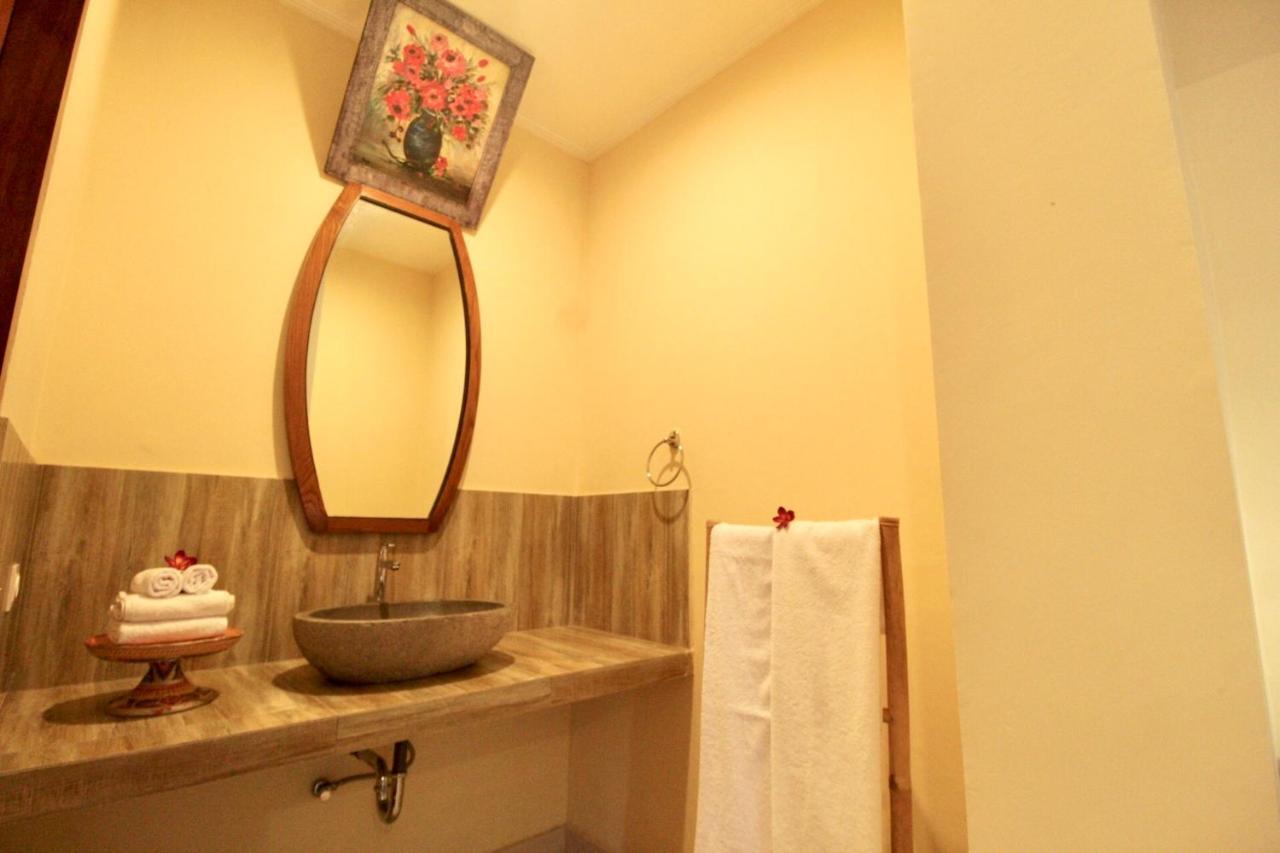 Tangkas Guest House ウブド エクステリア 写真